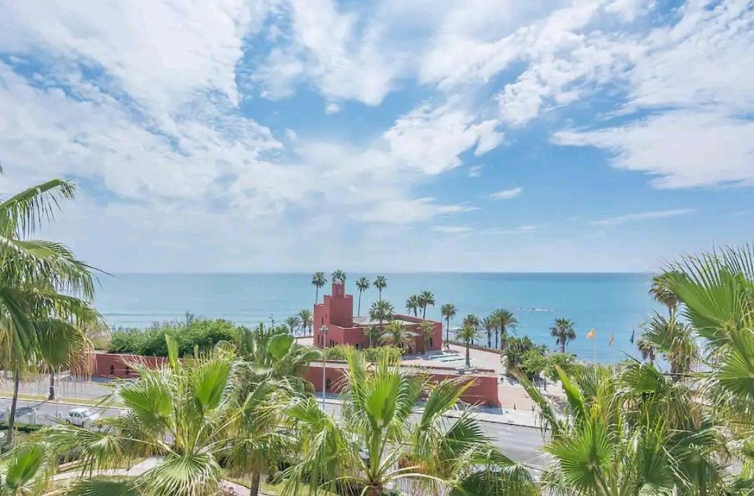 El Estudio De La Playa Benalbeach Holidays Paradise Benalmádena Εξωτερικό φωτογραφία
