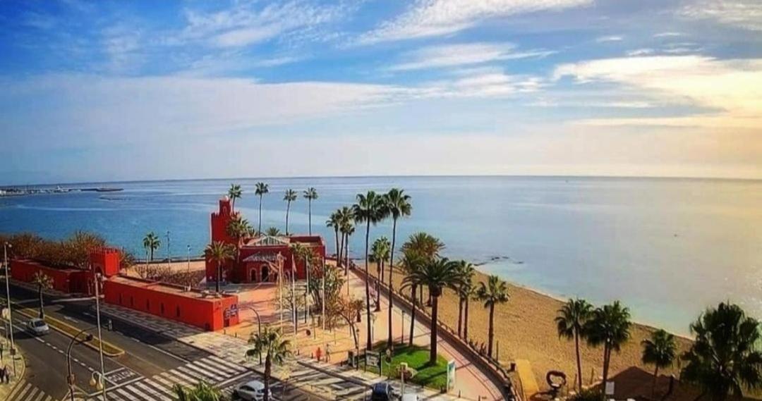 El Estudio De La Playa Benalbeach Holidays Paradise Benalmádena Εξωτερικό φωτογραφία